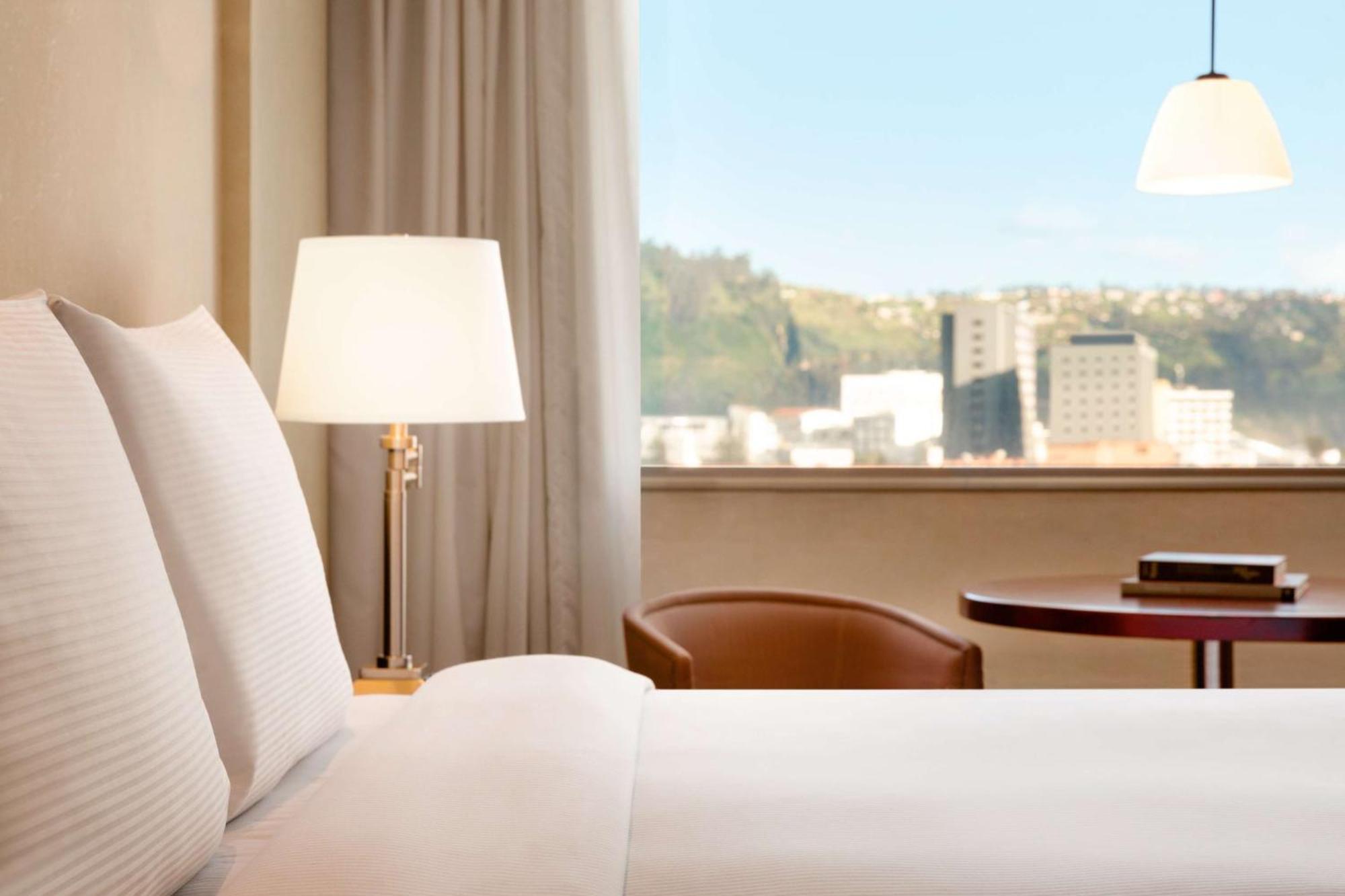 Executive King Suite